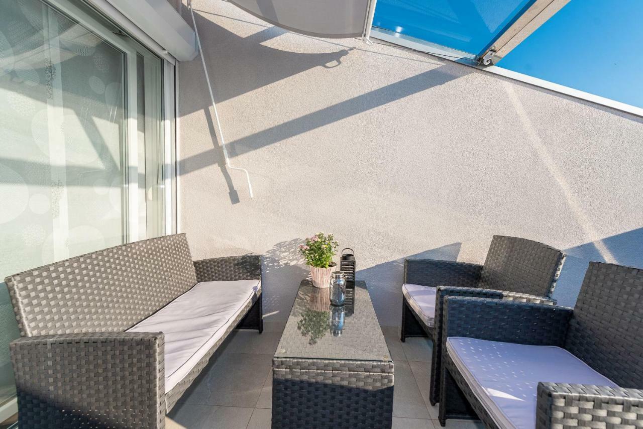 Apartments Luky ซาดาร์ ภายนอก รูปภาพ
